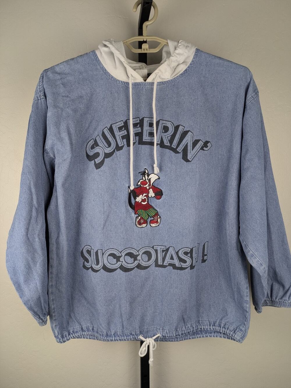 Vintage Sylvester Sufferin' Succotash denim pullover shirt white knit hood XL